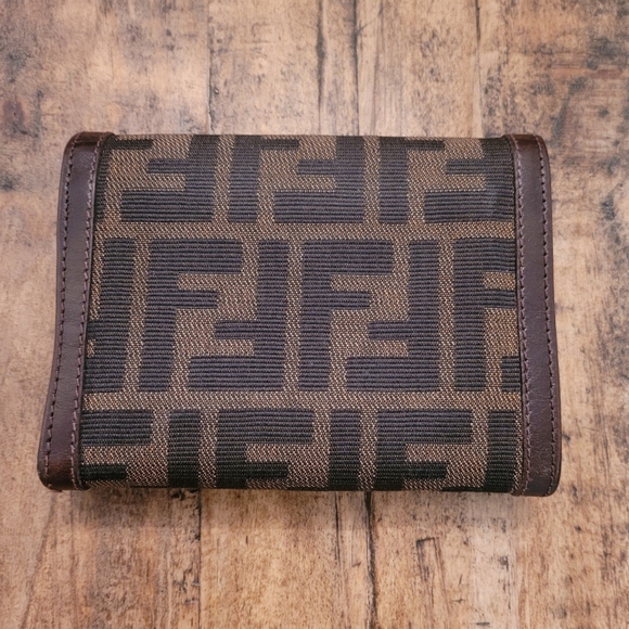Fendi zucca wallet with box - Picture 3 of 10